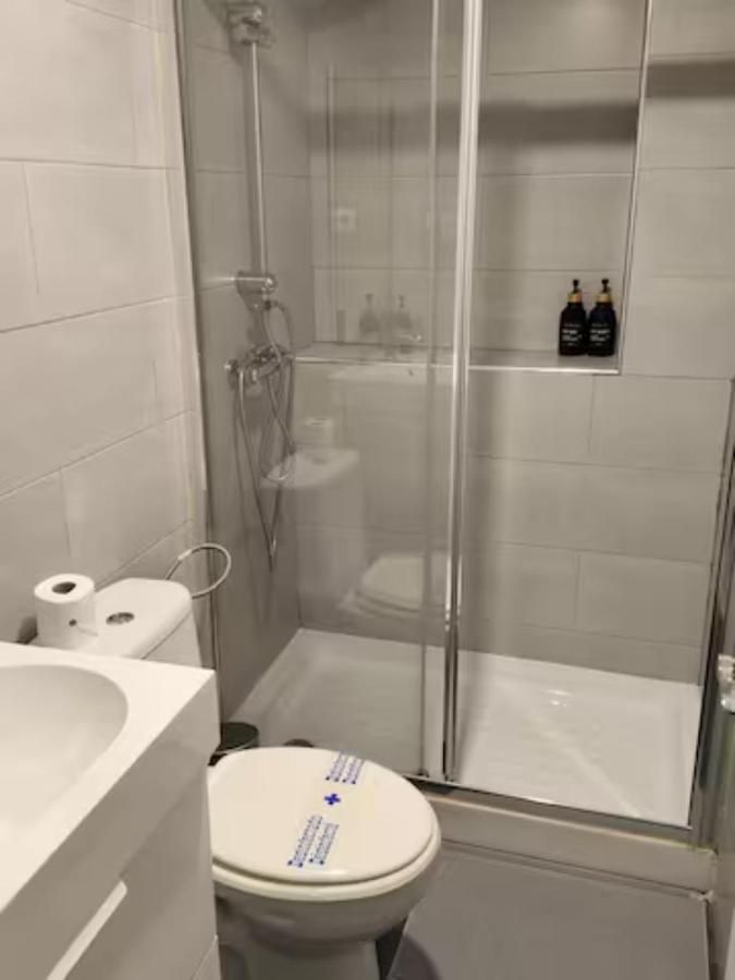 Centro Bernabeu Wizink Feria Aeropuerto Apartman Madrid Kültér fotó